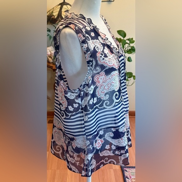 CAbi BLUE Floral Paisley Print Striped Sheer Sleeveless Blouse Size Small - Picture 9 of 13